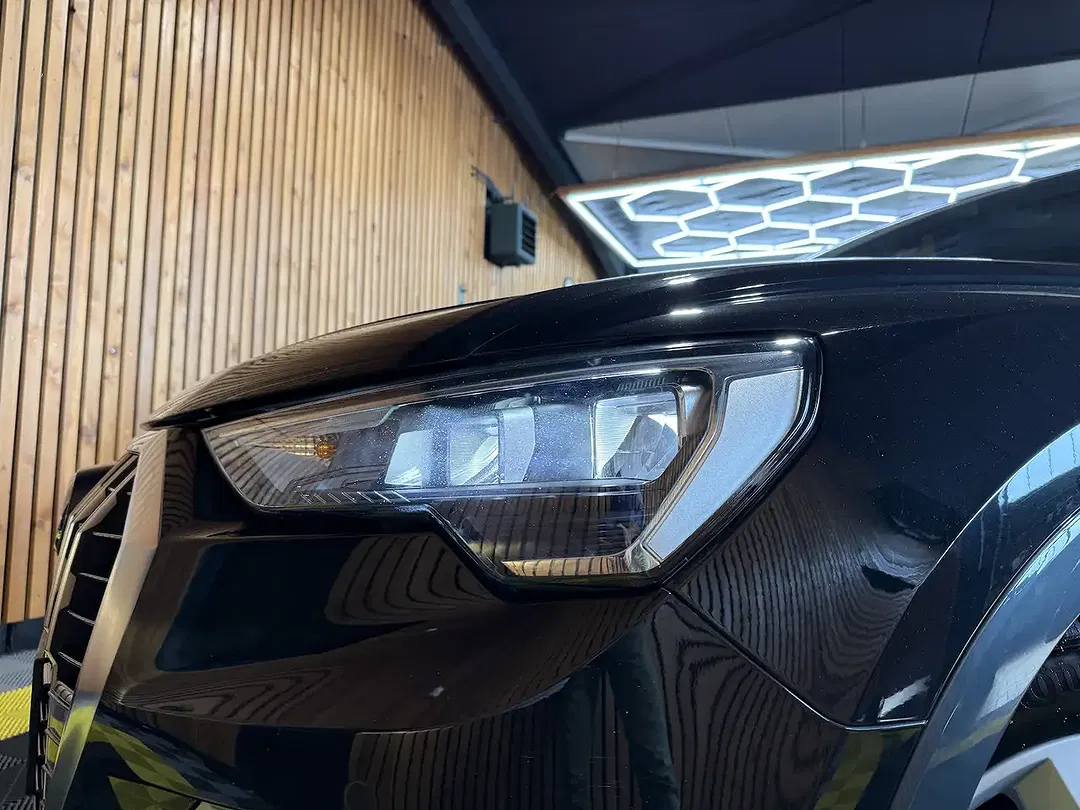 Audi Q3 - Thumbnail 8