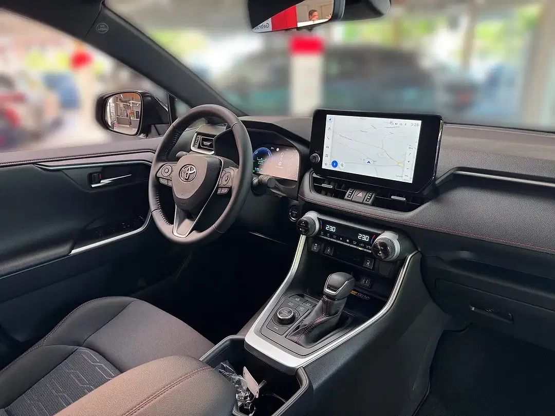 Toyota RAV 4 - Thumbnail 8