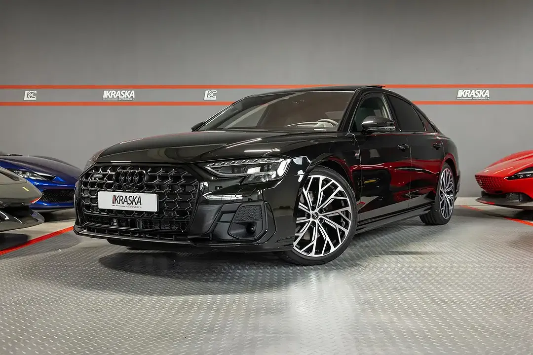 Audi A8 - Thumbnail 1