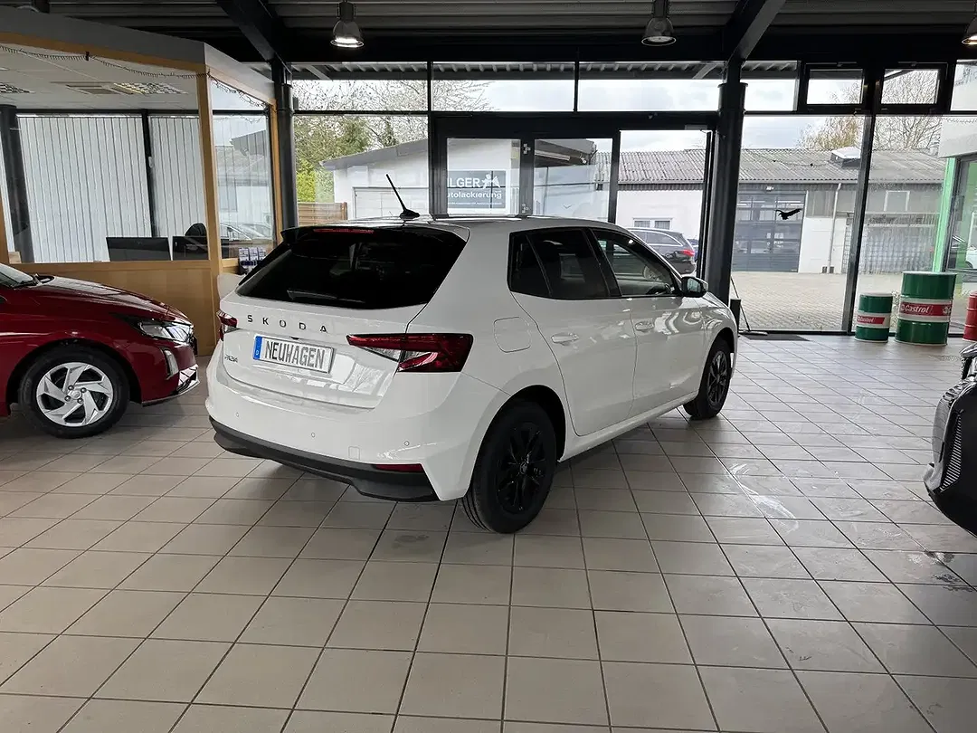 Skoda Fabia - Thumbnail 6