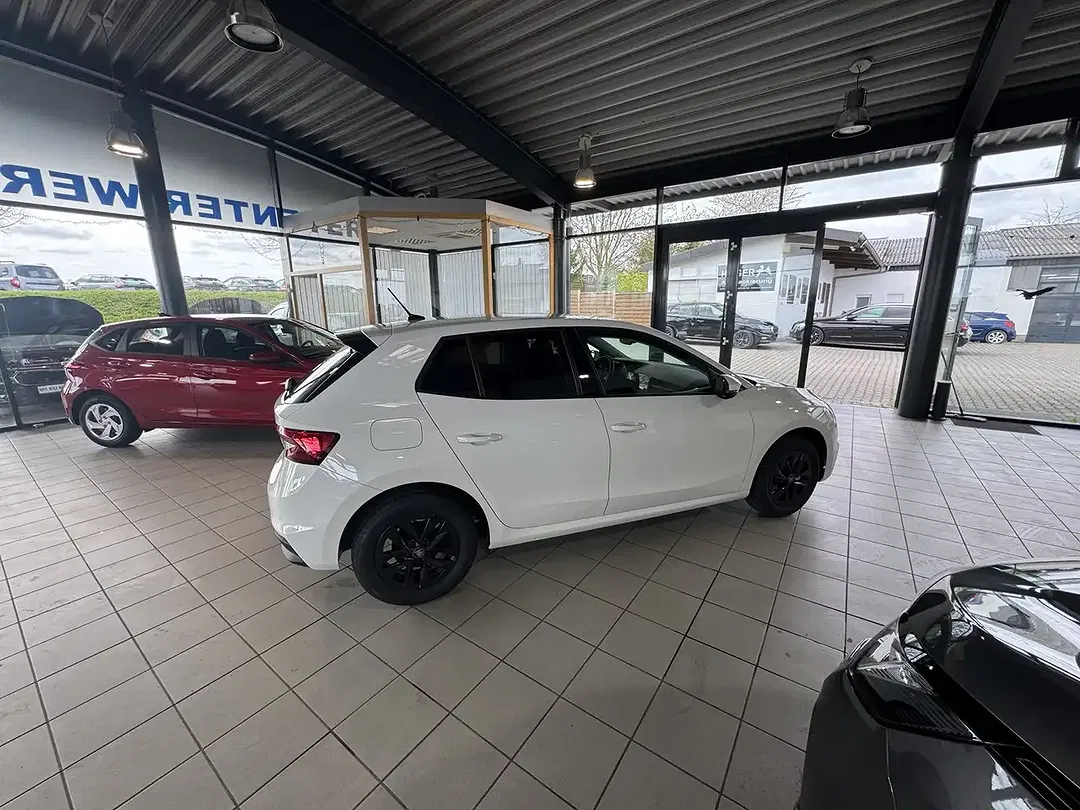 Skoda Fabia - Thumbnail 7