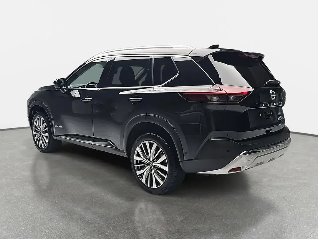 Nissan X-Trail - Thumbnail 4