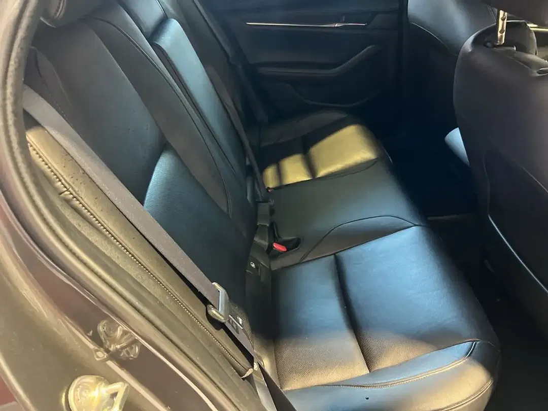 Mazda 3 - Thumbnail 12