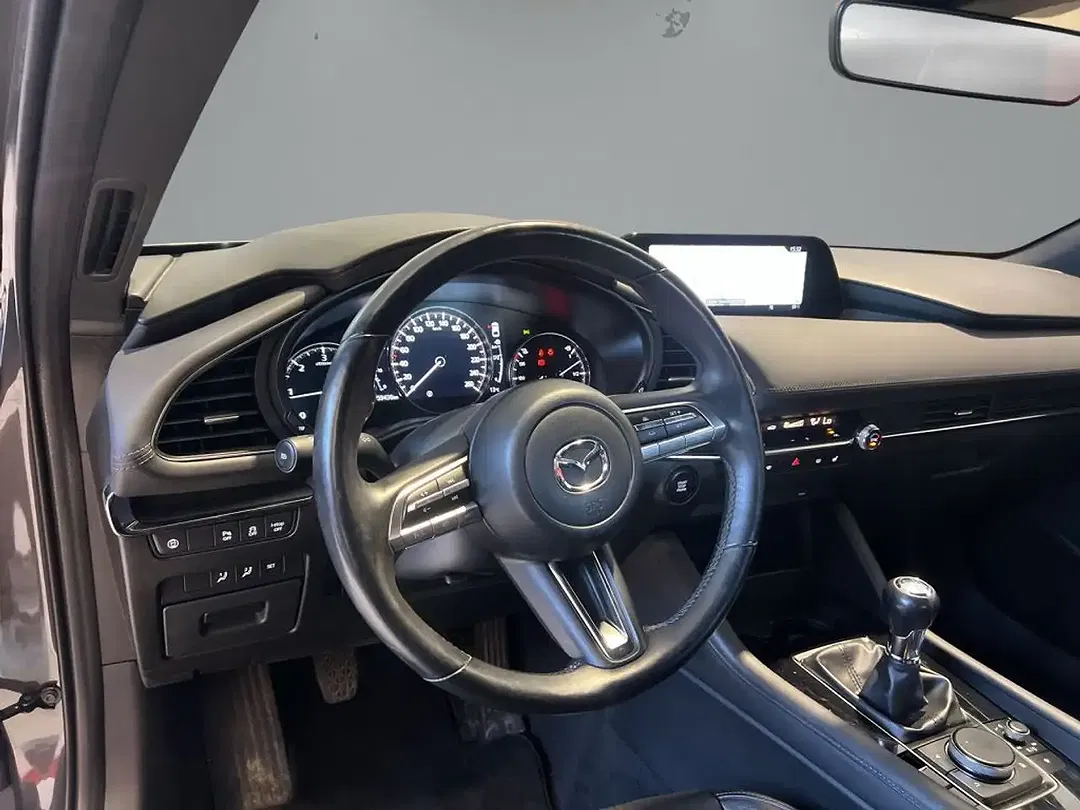 Mazda 3 - Thumbnail 6