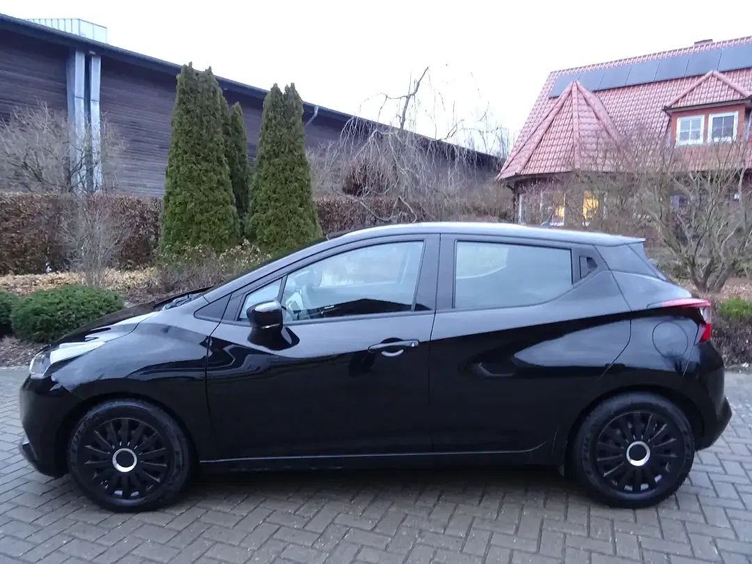 Nissan Micra - Thumbnail 3