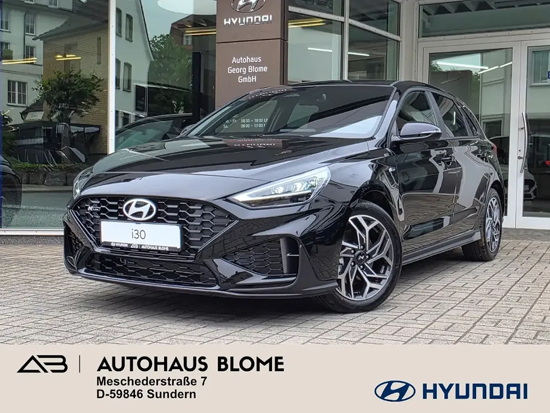 Hyundai i30 - Thumbnail 1