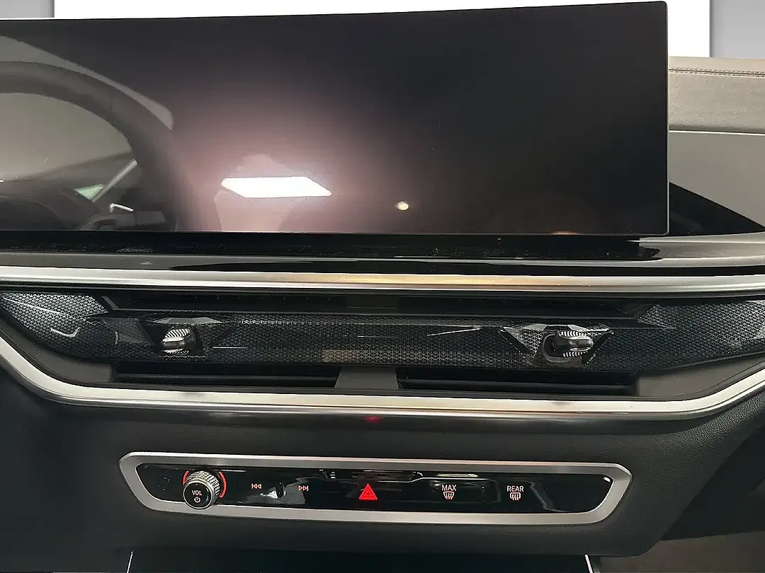 BMW X5 - Thumbnail 8