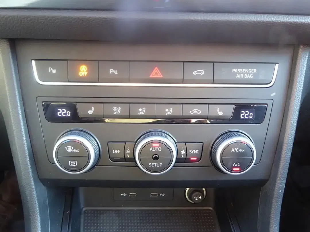 SEAT Ateca - Thumbnail 10