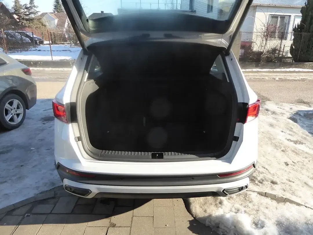 SEAT Ateca - Thumbnail 4