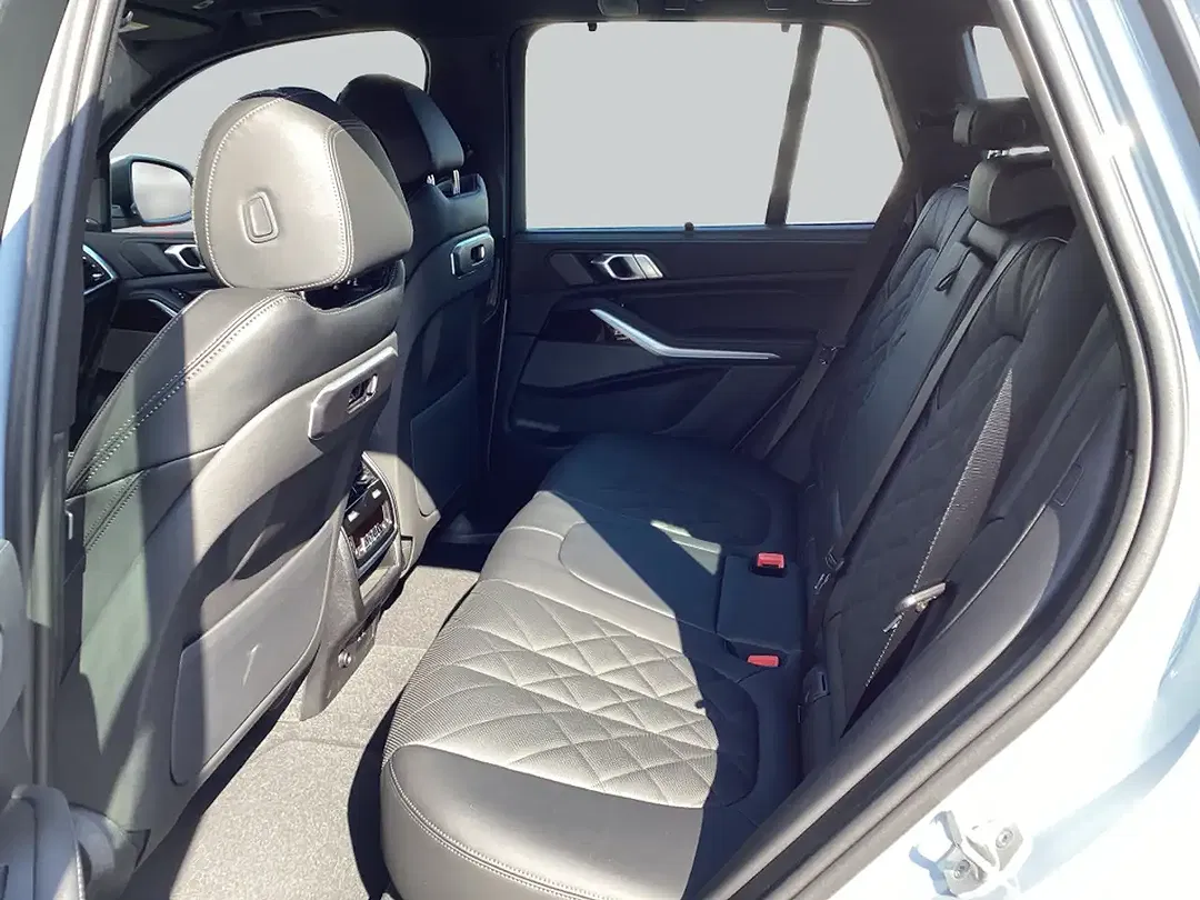 BMW X5 - Thumbnail 13