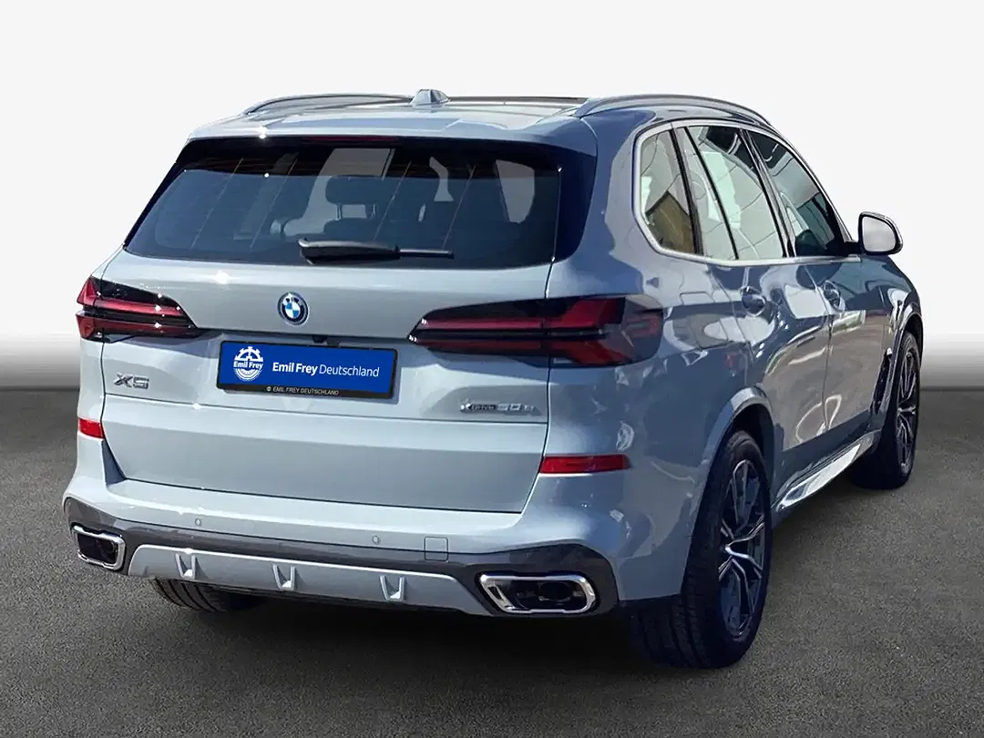 BMW X5 - Thumbnail 2