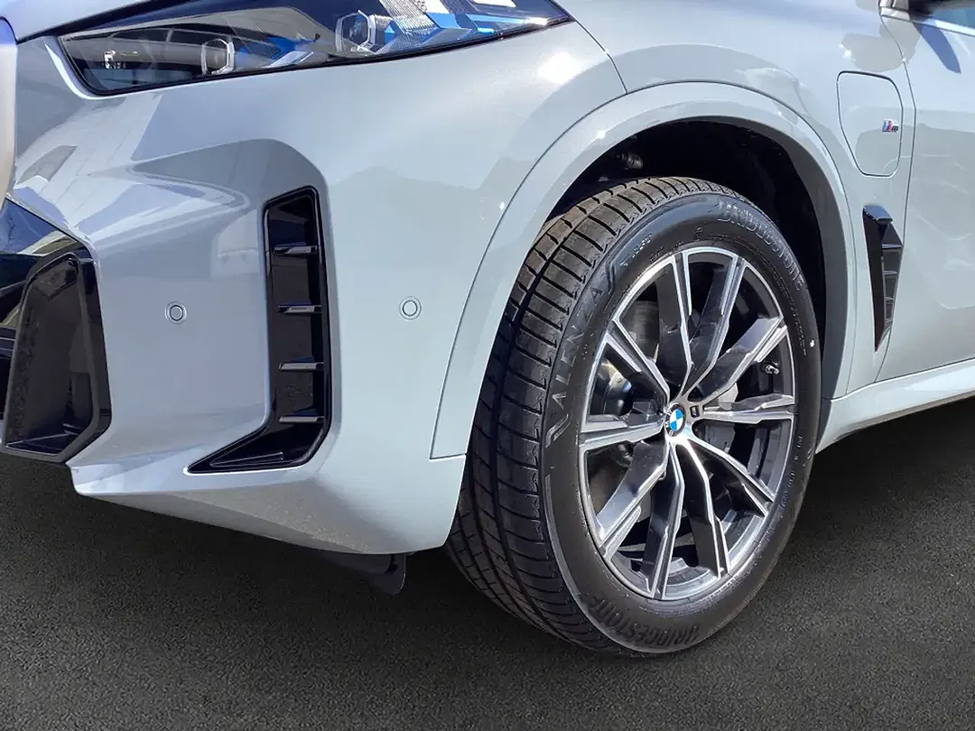 BMW X5 - Thumbnail 7