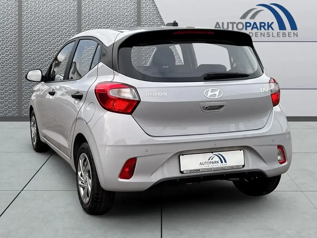 Hyundai i10 - Thumbnail 3