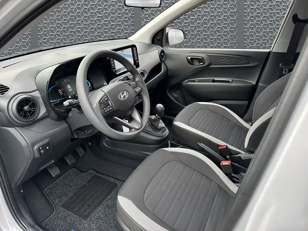 Hyundai i10 - Thumbnail 9