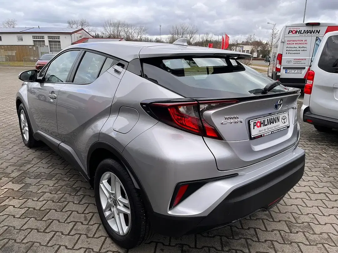 Toyota C-HR - Thumbnail 5
