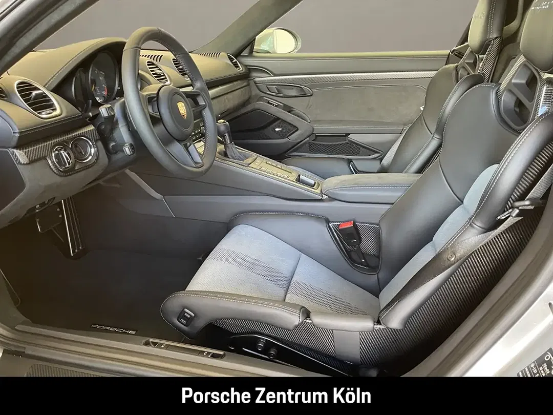 Porsche 718 Spyder - Thumbnail 13