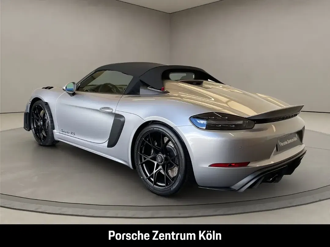 Porsche 718 Spyder - Thumbnail 3