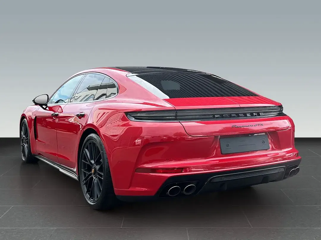 Porsche Panamera - Thumbnail 3