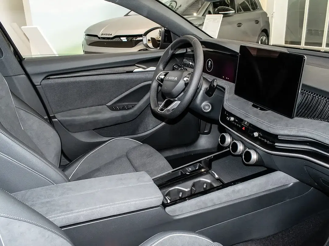 Skoda Superb - Thumbnail 7
