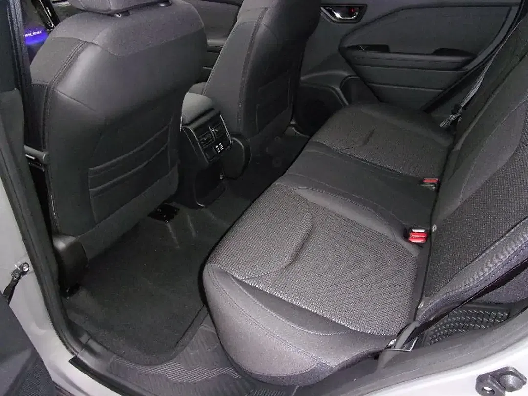 Subaru Forester - Thumbnail 11