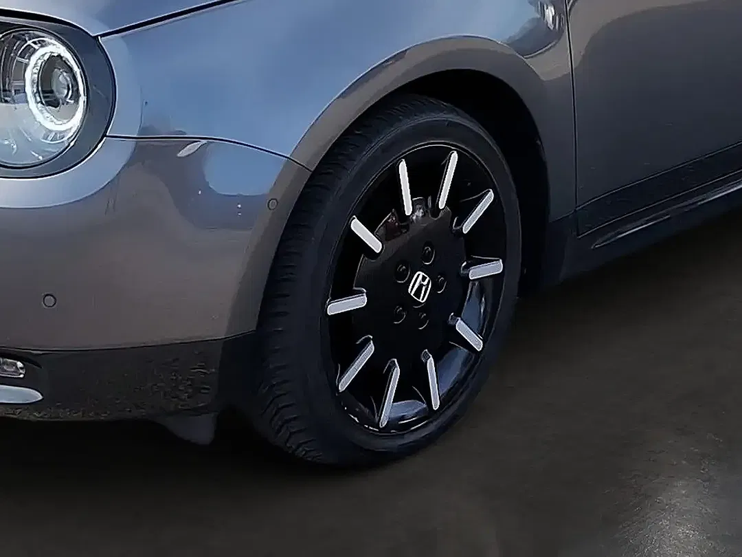 Honda e - Thumbnail 6