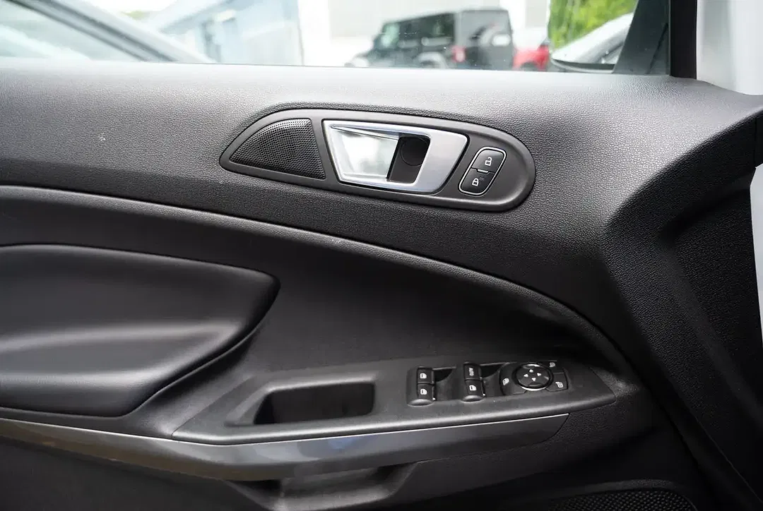 Ford EcoSport - Thumbnail 12