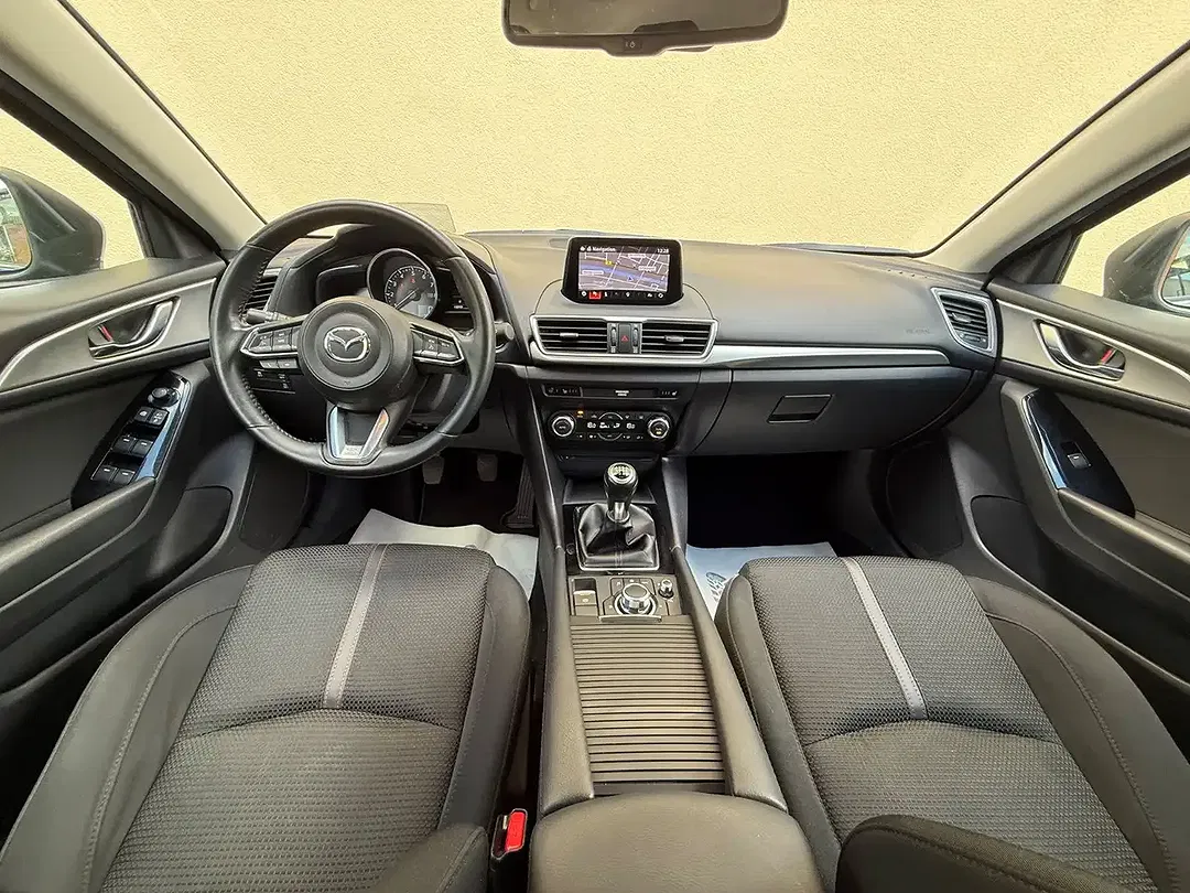 Mazda 3 - Thumbnail 13