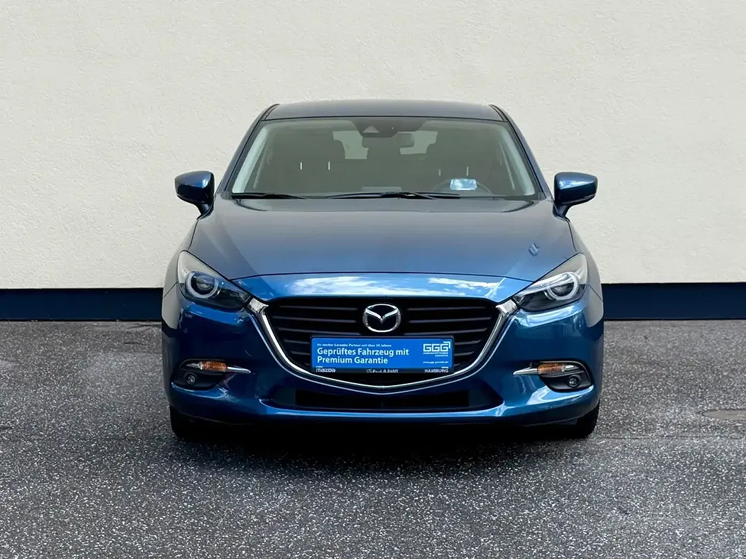 Mazda 3 - Thumbnail 3