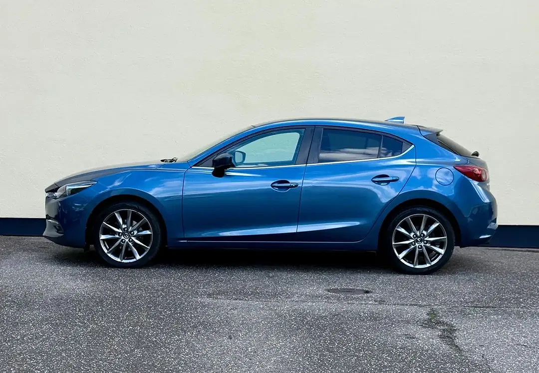 Mazda 3 - Thumbnail 7
