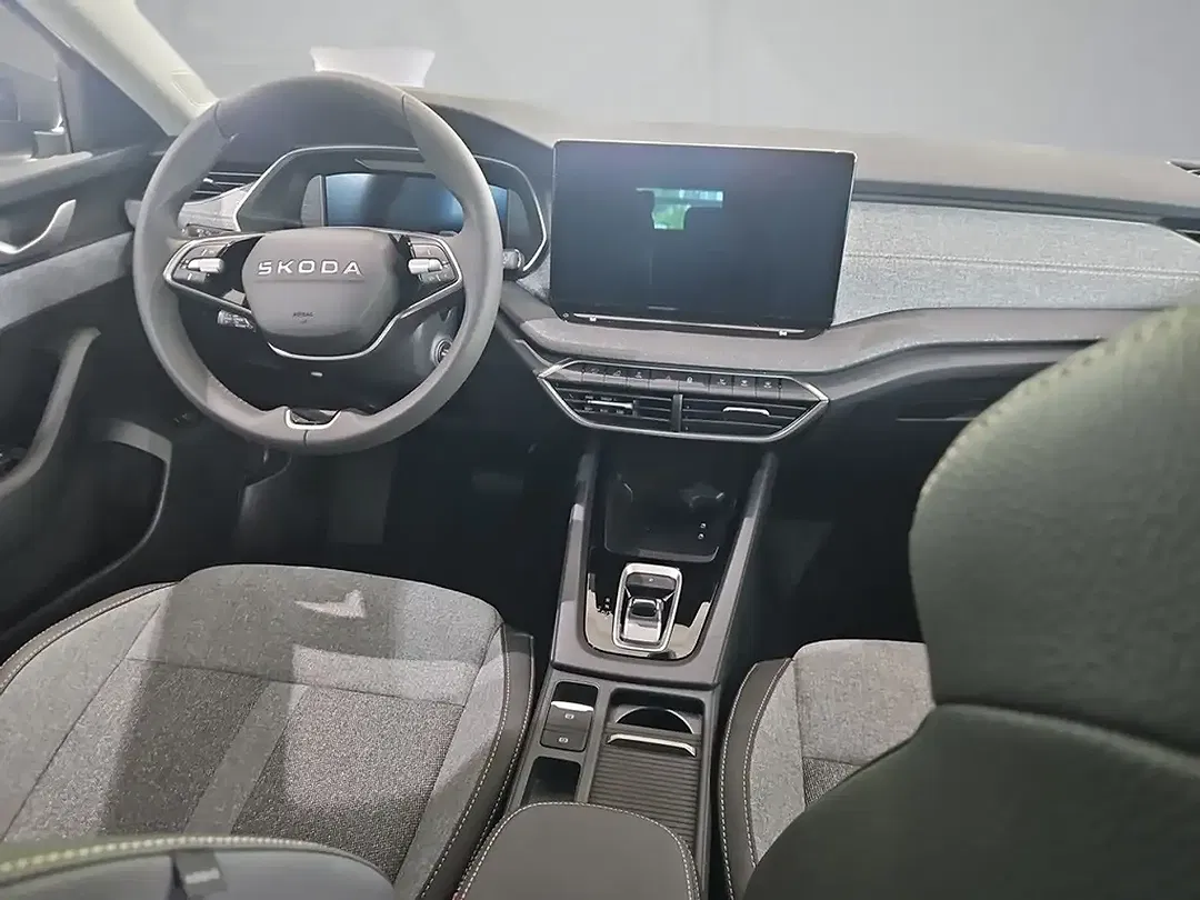 Skoda Octavia - Thumbnail 12