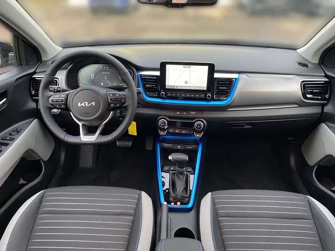 Kia Stonic - Thumbnail 12