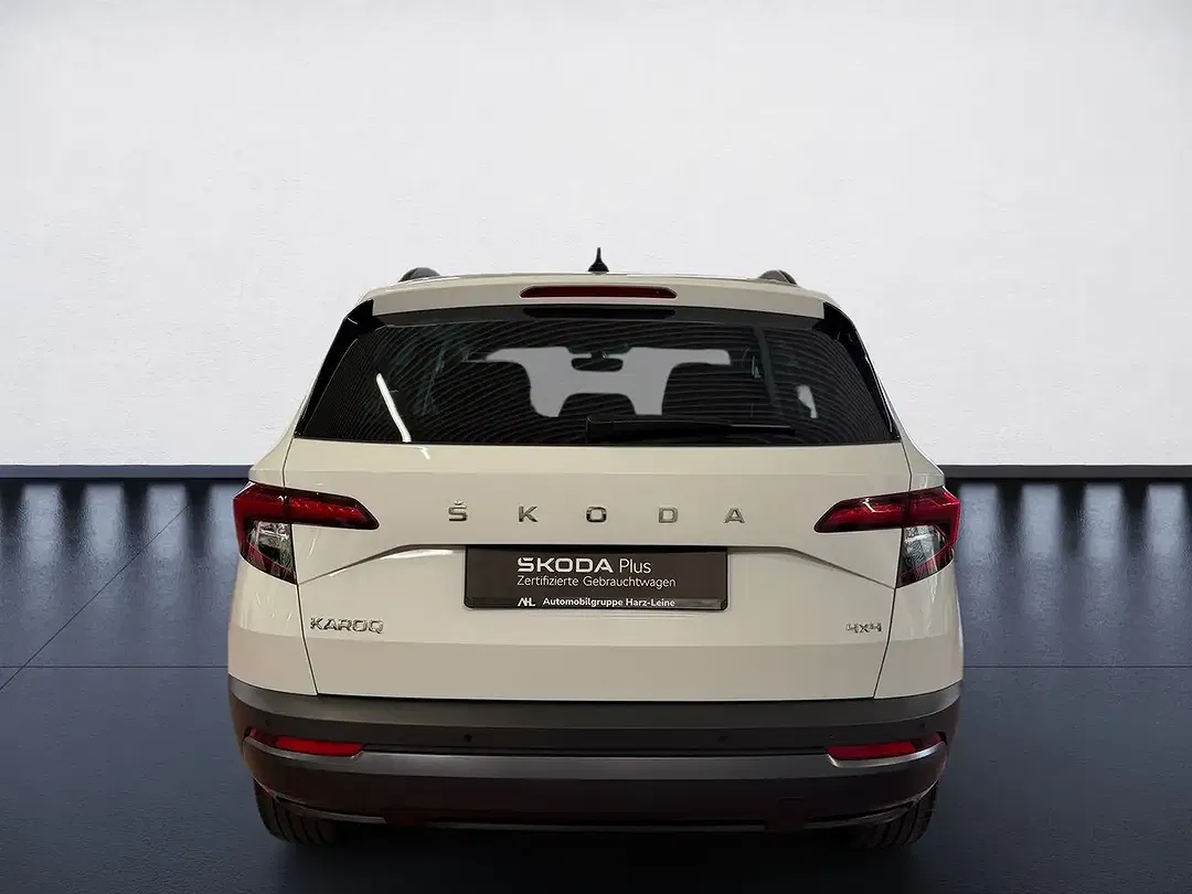 Skoda Karoq - Thumbnail 4