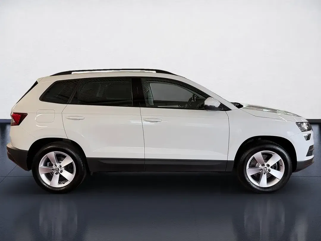 Skoda Karoq - Thumbnail 6