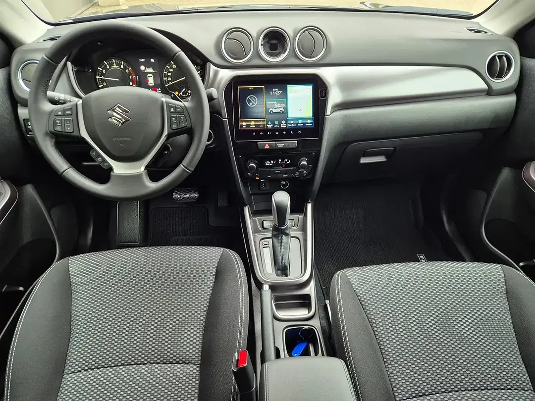 Suzuki Vitara - Thumbnail 10