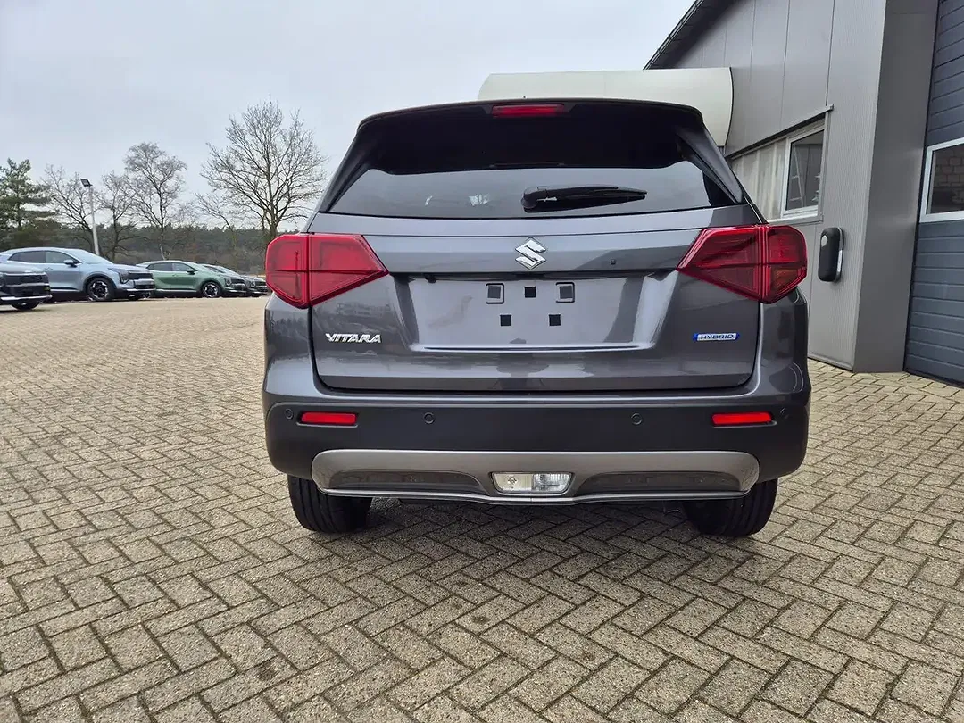 Suzuki Vitara - Thumbnail 4