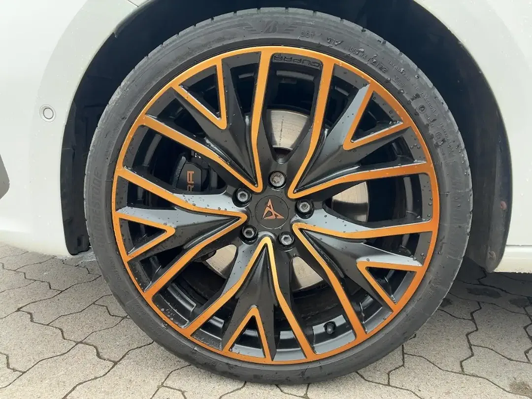 CUPRA Leon - Thumbnail 12