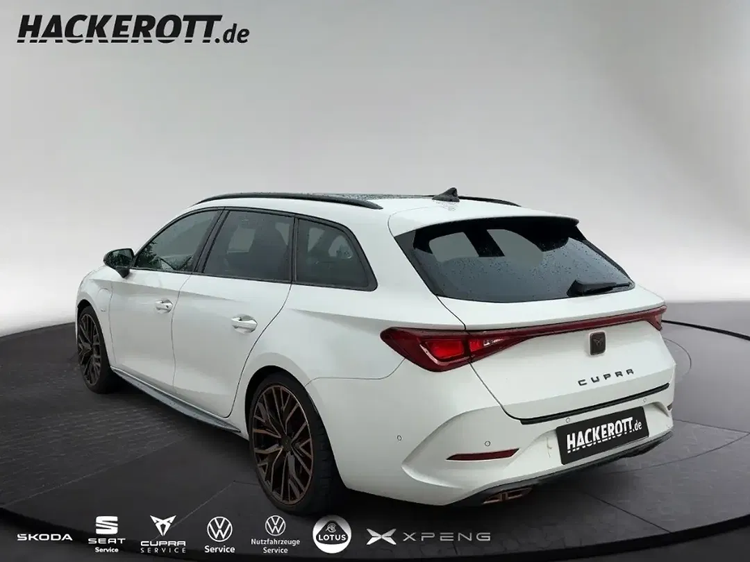 CUPRA Leon - Thumbnail 3