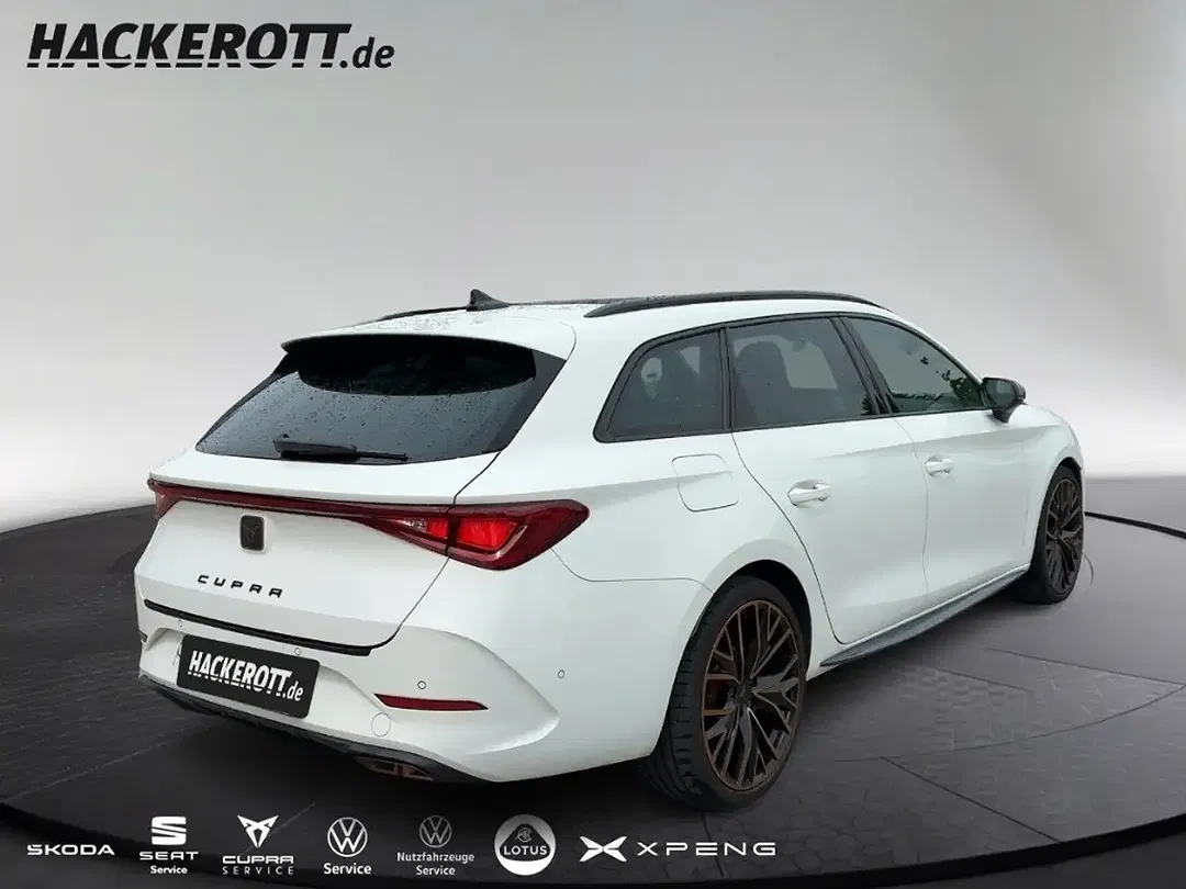 CUPRA Leon - Thumbnail 4