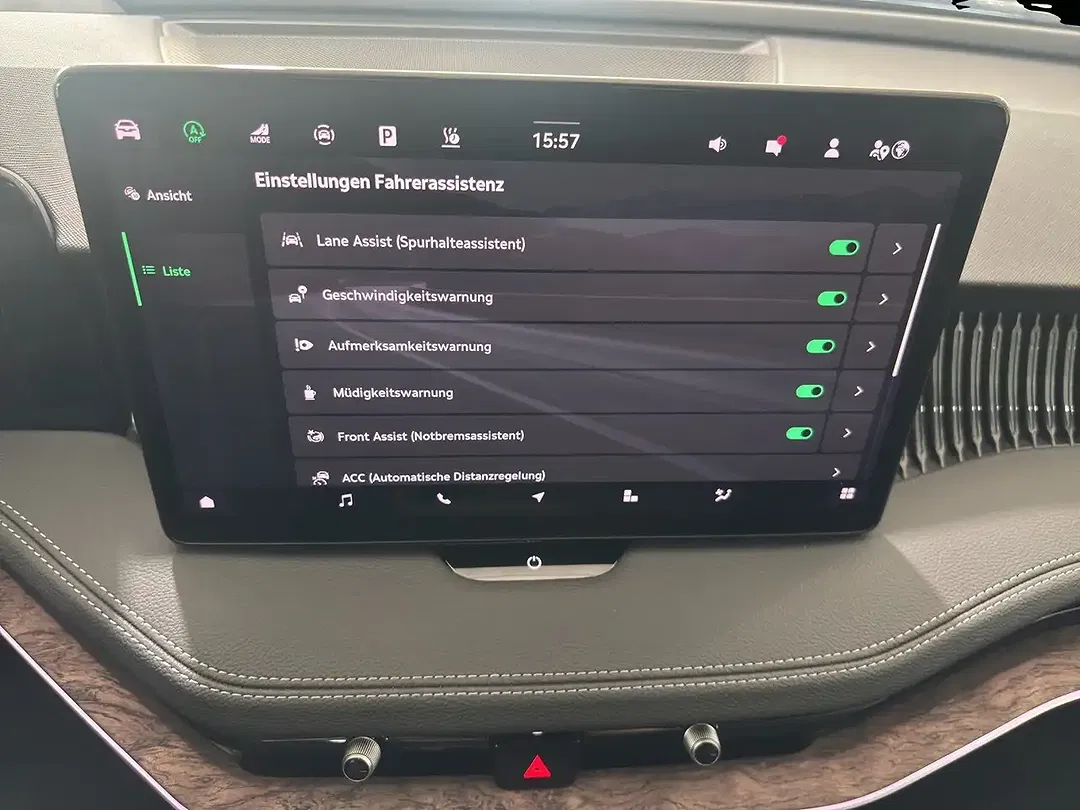 Skoda Superb - Thumbnail 9