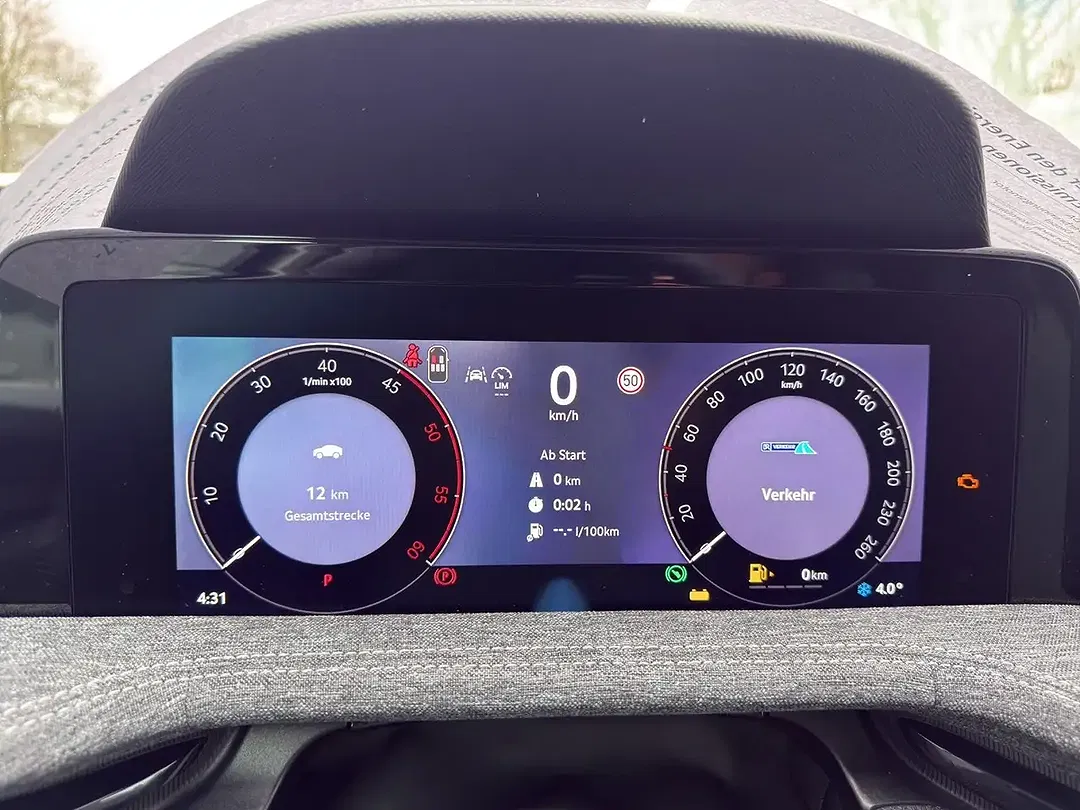 Skoda Superb - Thumbnail 10