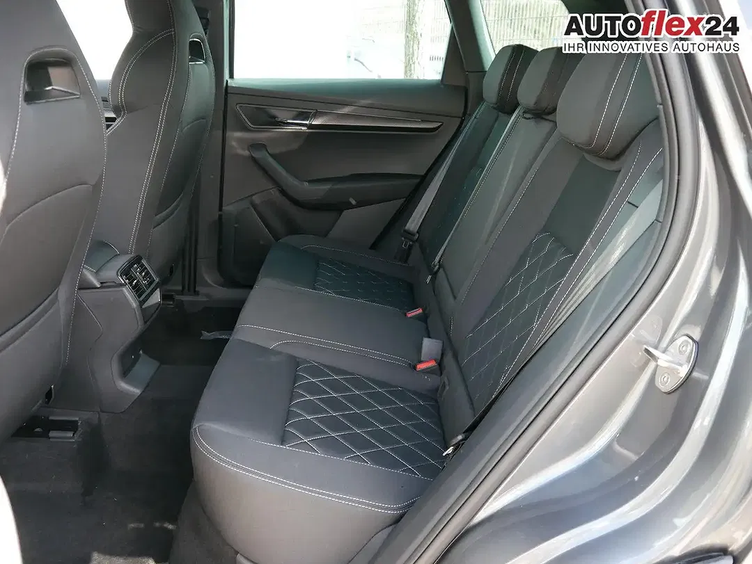 Skoda Karoq - Thumbnail 4