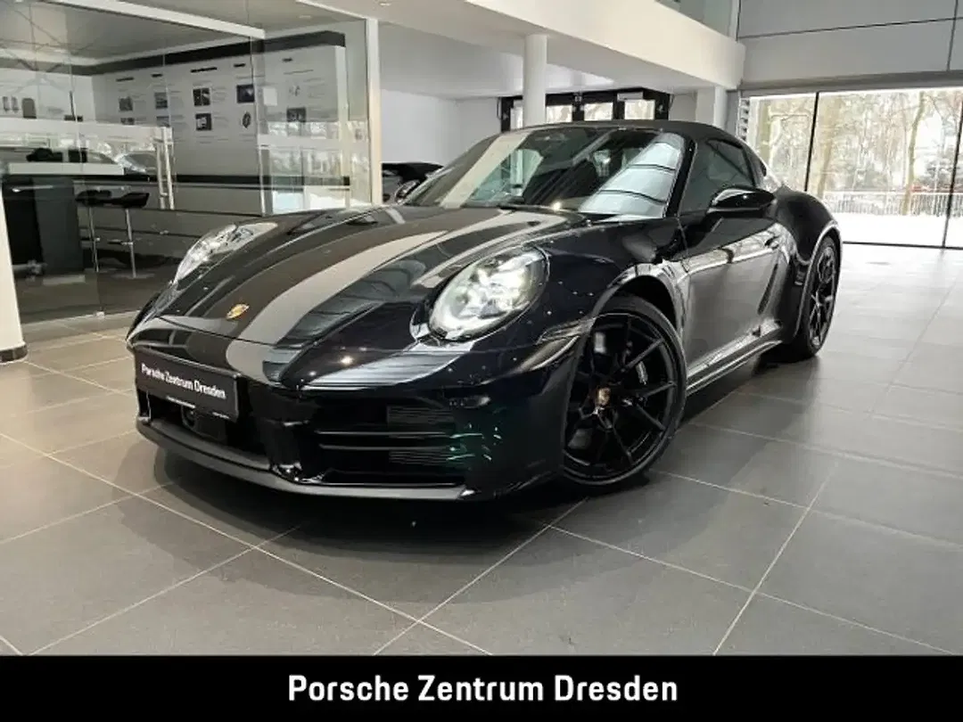 Porsche 992 - Thumbnail 1