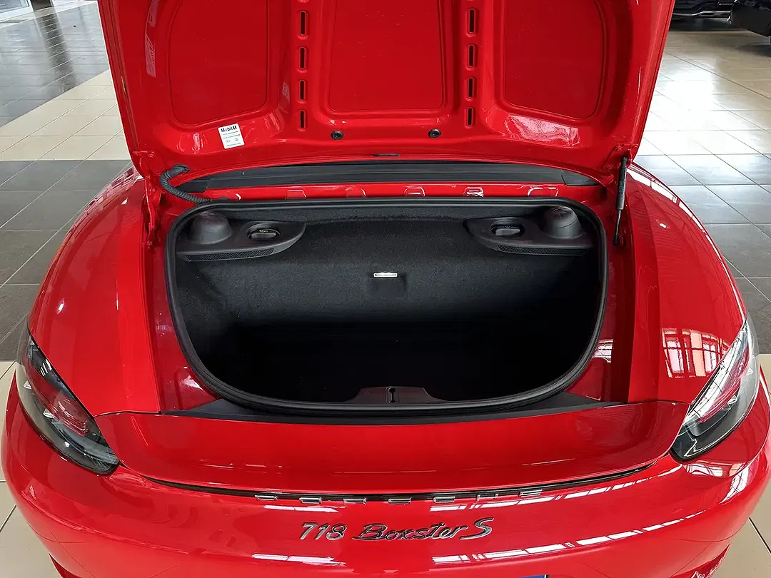 Porsche Boxster - Thumbnail 7