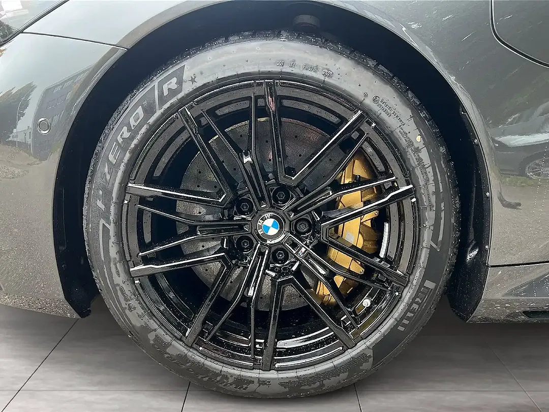 BMW M5 - Thumbnail 6