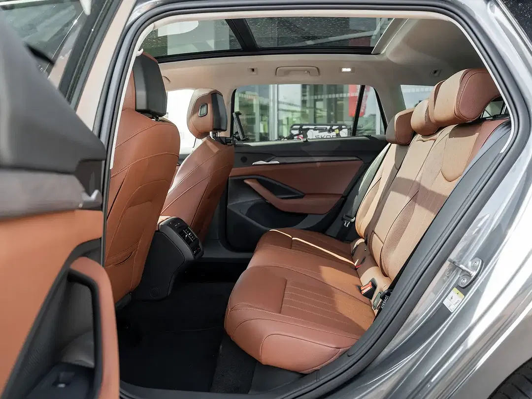 Skoda Superb - Thumbnail 7