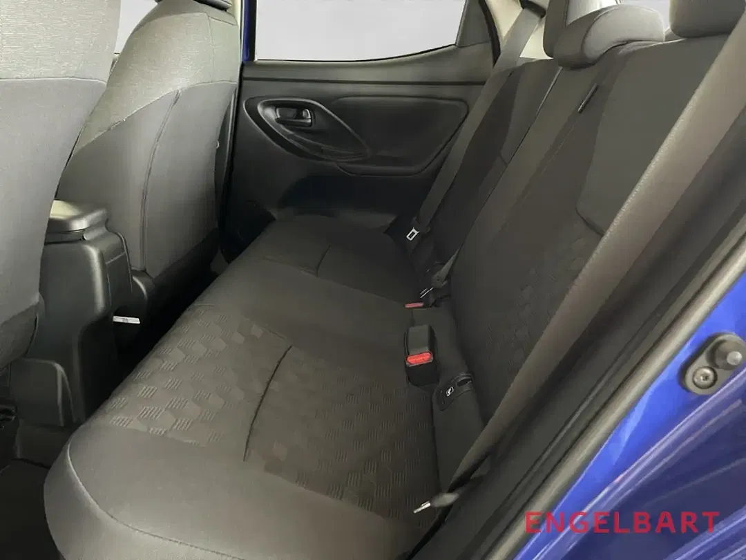 Toyota Yaris - Thumbnail 12
