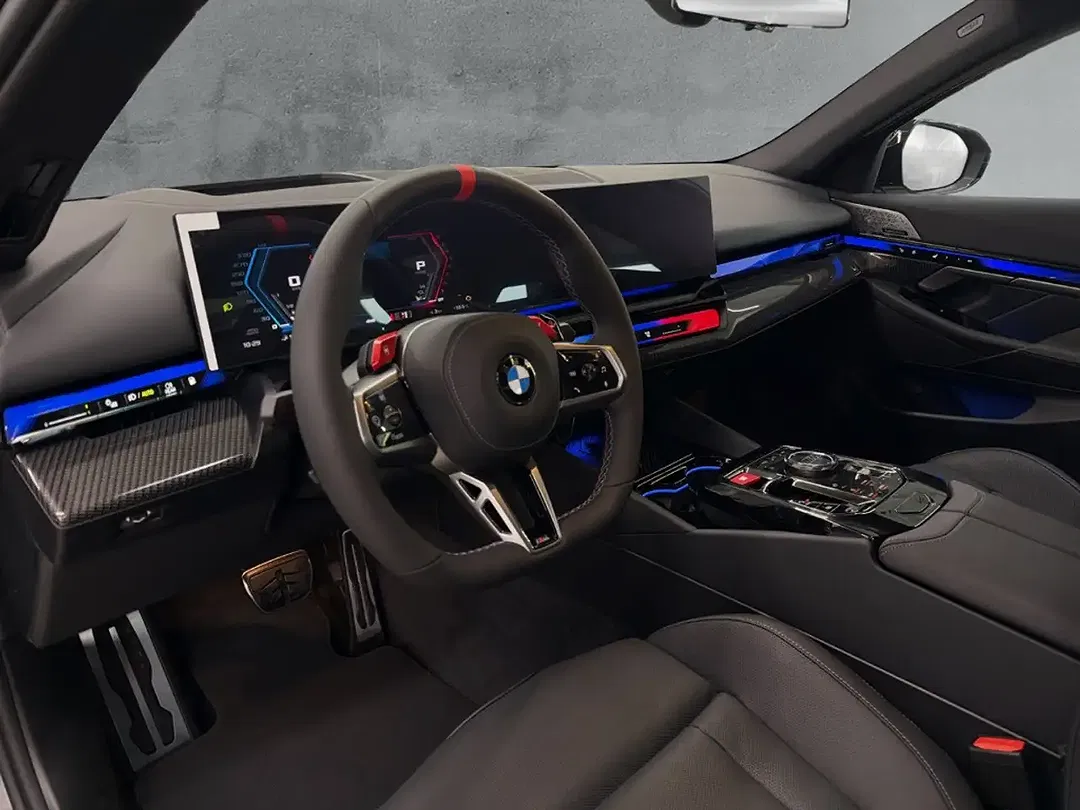 BMW M5 - Thumbnail 9