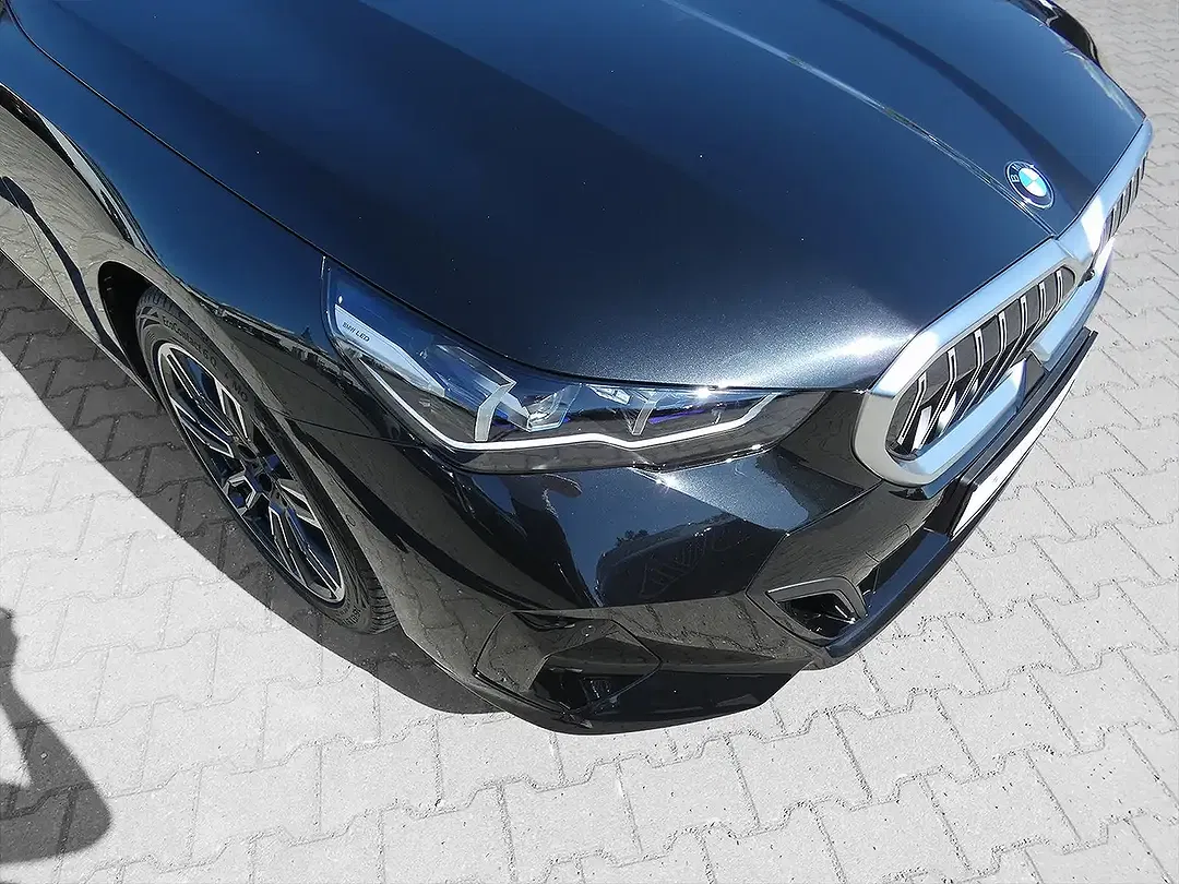 BMW 520 - Thumbnail 11