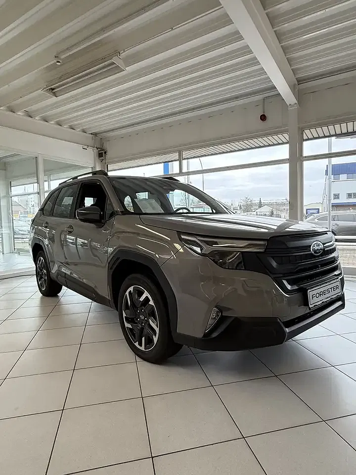Subaru Forester - Thumbnail 2