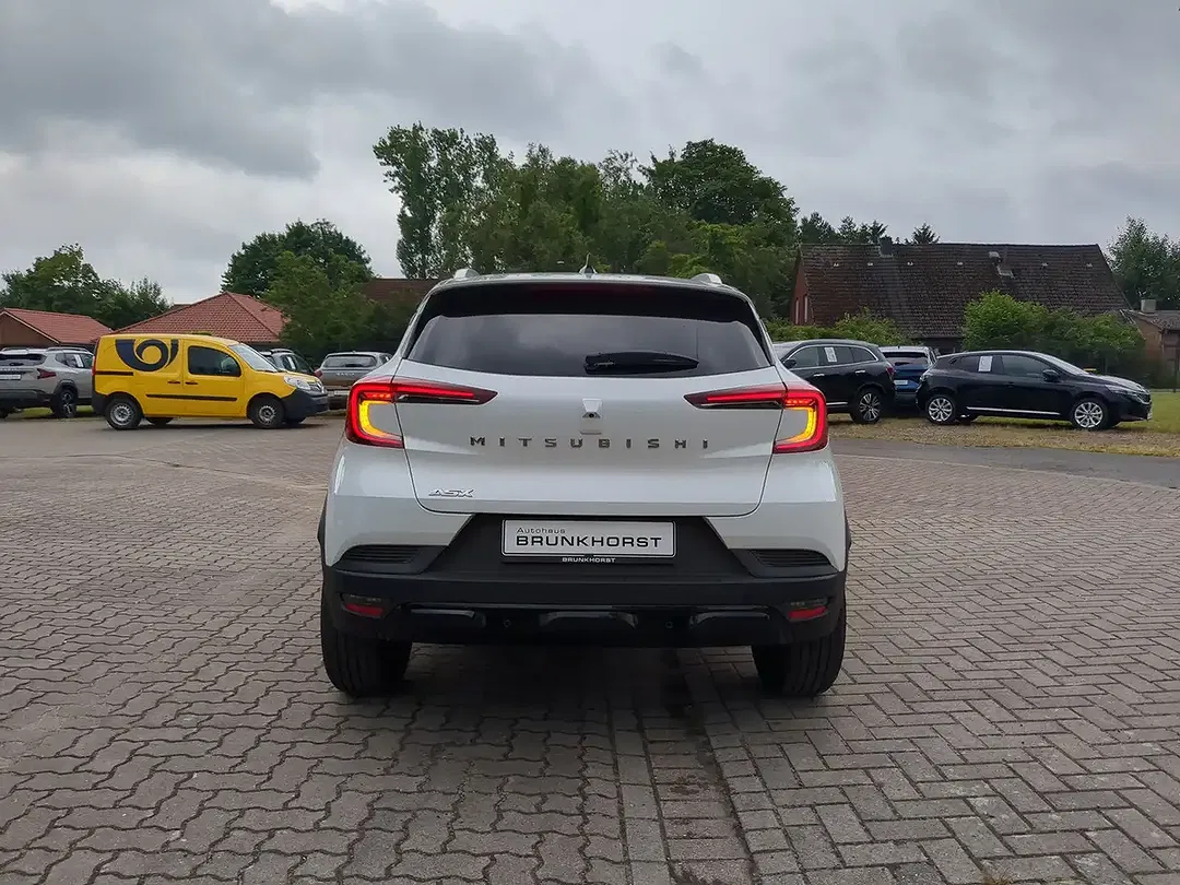 Mitsubishi ASX - Thumbnail 2